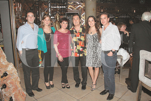 Bruno Sáenz, Celina Ramos de Sáenz, Irma Reyes de Sáenz, Horacio Sáenz, Gina Sáenz de Hinojosa y Joe Hinojosa