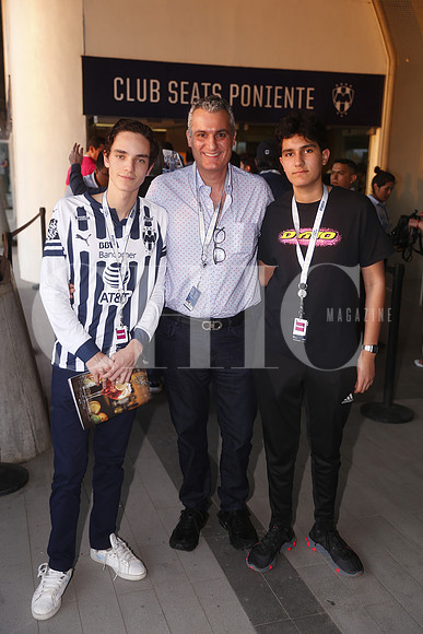 Fernando Andonie, Fernando Andonie y Santiago Andonie (2)