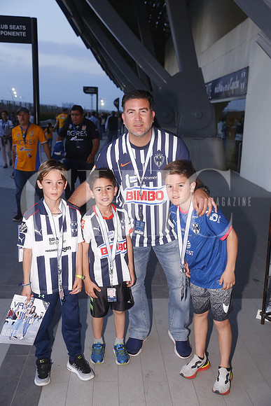 Gaston Garza, Joaquín Garza, Hernán Garza y Hernán Garza (1)