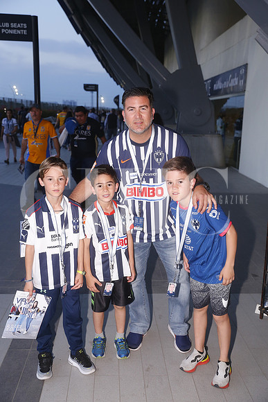 Gaston Garza, Joaquín Garza, Hernán Garza y Hernán Garza (3)