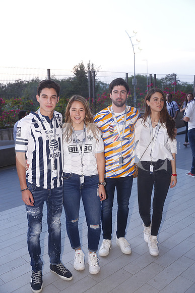 Hernán Martínez, Jimena Lazo, Gabriel Belden y Lucía de León (5)
