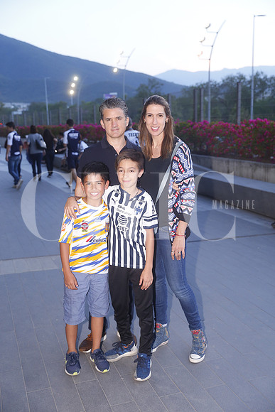 Luis Alfonso Lugo, Mariana Canales, Marcelo Todd y Luis Alfonso Lugo (4)