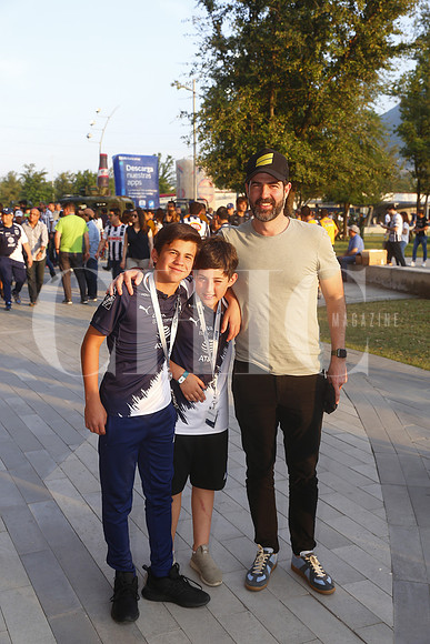 Martel González, Lorenzo Garza y Lorenzo Garza (4)