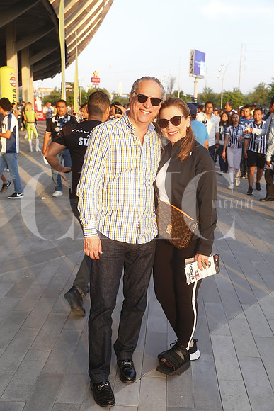 Miguel Angel López E Isabel de Lopez (1)