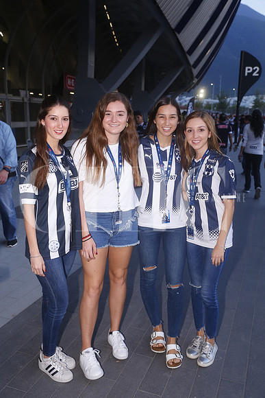 Oralia Sanchez, Luciana Villarreal, Sofia Sanchez y Diana Sanchez (4)