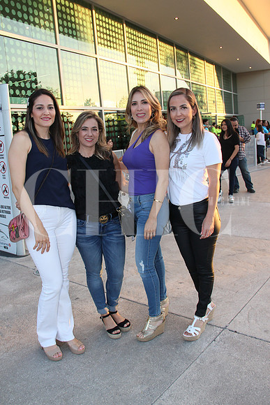 Anais Calderon, Sofia Garza, Brenda Rodriguez y Thelma Cavazos (2)