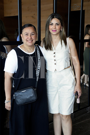 Celina Escamilla y Mónica Bautista
