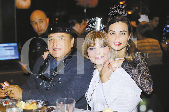 Alberto Canales, Maricela de Canales y Edith Canales (3)