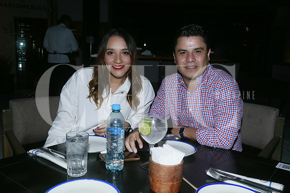 Paola de hoyos y Daniel Santillan