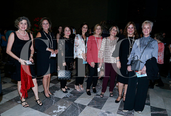 Guadalupe Martínez, Cecilia Garza de Rodríguez, Rosina Fernández de Canales, Gaby García, Tere Sada, María Luisa Margáin, Sylvia Garza y Laura Barrera