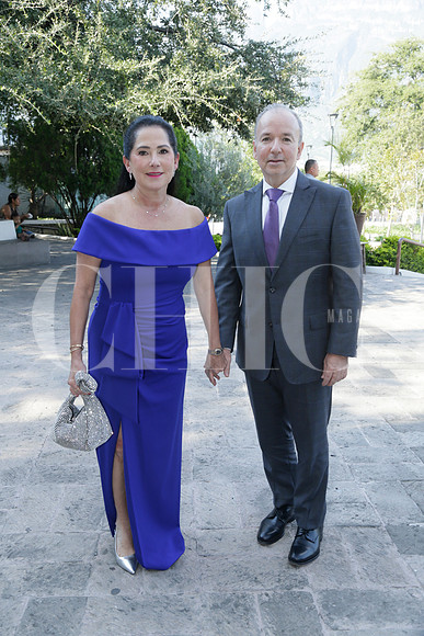 Mónica Gonzále de Garza y Antonio Gazra (3)