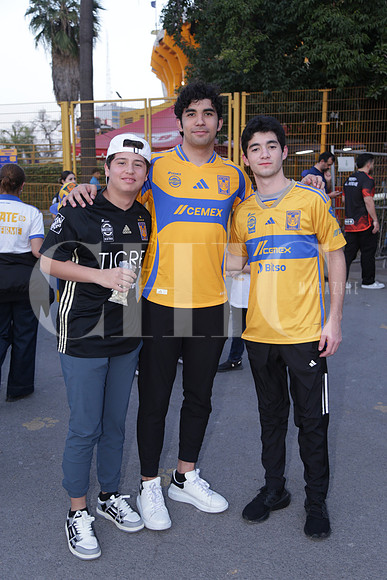 Ramiro Botello, José Angel Vázquez y Adrián Zambrano 1