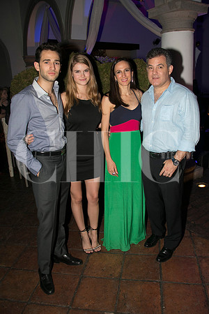 Armando González y Mariana Medrano, Yolanda Garza de González y Armando González