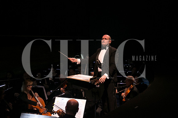 Director de la Orquesta sinfonica de la UANL
