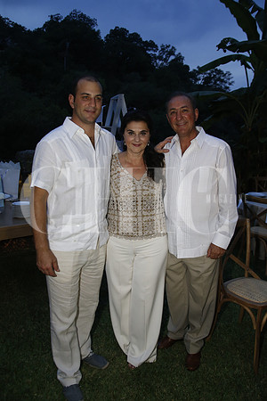 Roberto Sánchez Sabella, Lia Sabella de Sánchez y Roberto Sánchez