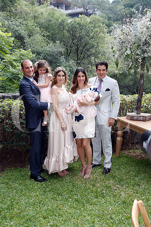 Roberto Sánchez, Camila Sánchez, Regina Mier de Sánchez, Julieta Sánchez, Lia Sánchez y Eugenio Romero