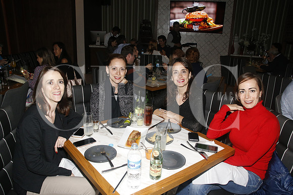 Karla Perales de Alvo, Katia Perales de Bremer, Paty Perales de Villarreal y Kelly  Perales de Ruiz