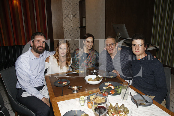 Raúl Ramonfour, Mónica Gracia de Ramonfour, Graciela Pons de Gracia, Jesús Gracia y David Ramonfort