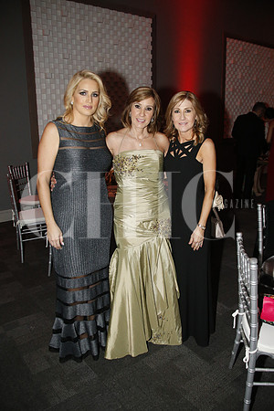 Nelly Toussaint de Castillo, Nelly Santos y Sofía García