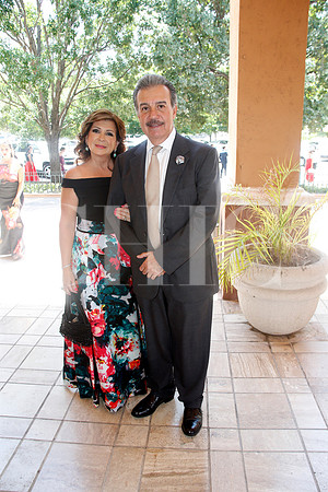 Blanca Garza de Hernández y Ramiro Hernández