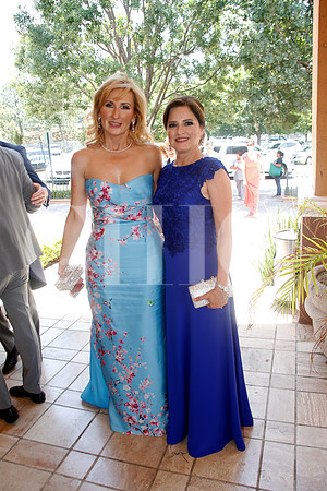 Maricela Garza de Estrada y Eva Cárdenas de Bello