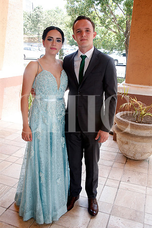 Victoria Garza y Mauricio Etien