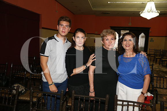 Baldemar Sauceda, Claudia Sauceda Aguilar, Hilda Aguilar de Sauceda y María de la Luz Cantcú de Martínez