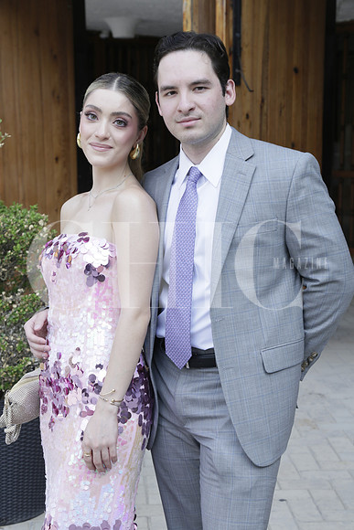 Esther Baltazar y Melesio González