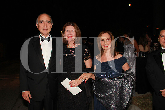Fernando Canales, Ángela Stelzer de Canales y Chantree