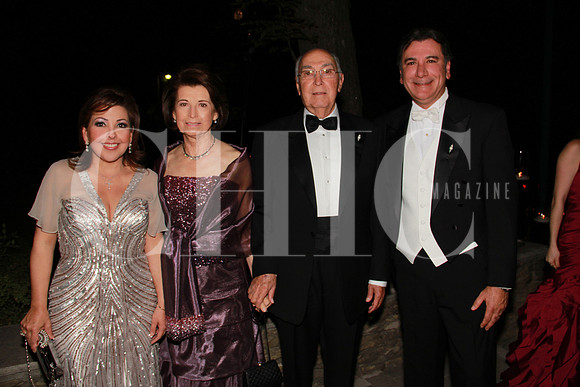 Magdalena Flores, Angelina Zambrano de Garza, Francisco Garza y Jorge Duarte