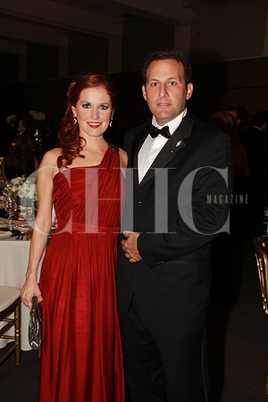 Miguel Garza y Vivian Garza
