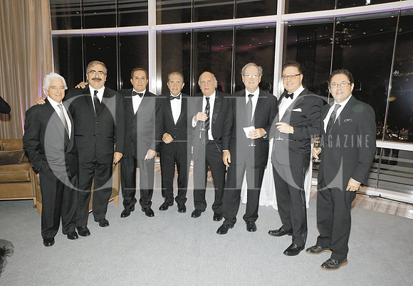 Juan Morales, Benjamín Clariond, Santiago Clariond, Guillermo Nájera, Rolando Cueva, Gerardo Ruiz, Alberto Botello y Memo Martínez