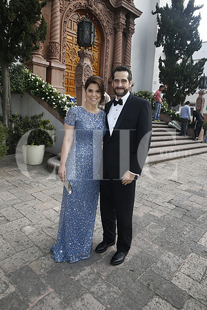 Verónica de Sánchez y Azgar Sánchez