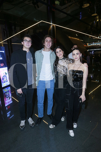 Santiago Coronel, Diego Álvarez, Fernanda Rodríguez y Fernanda Malpica