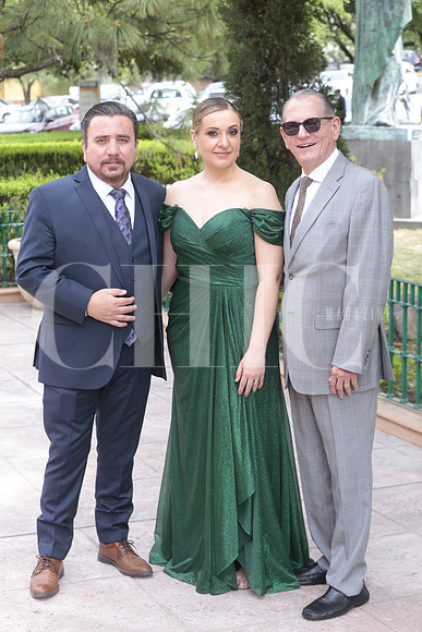 Jaime Hernandez, Maribel Hernandez y Martin Estrada 2