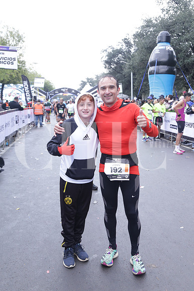 Adrián Guerrero y Eduardo Guerrero 0