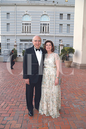 Fernado Canales y Ángela Stelzer de Canales
