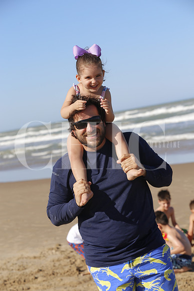 Lucía Mena y Juan Mena 14