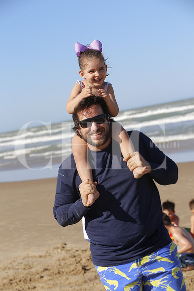 Lucía Mena y Juan Mena 16