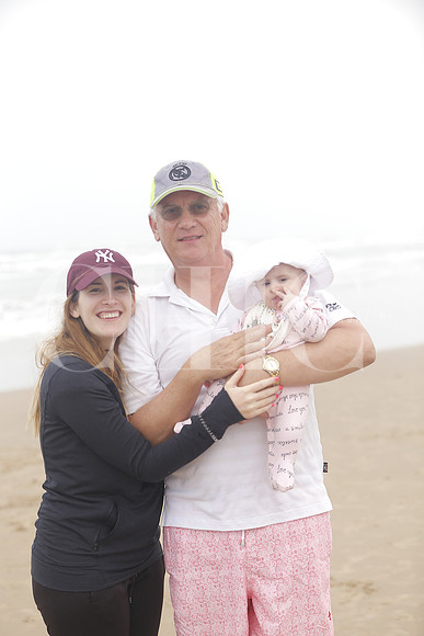 Caty Bueno, Guillermo Bueno y Jimena Sanchez Bueno 6