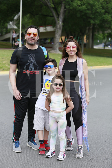Francisco Canales, Marcela de Canales, Javier Canales y Sylvana Canales