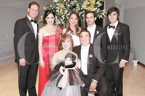 Fam Novia  1
