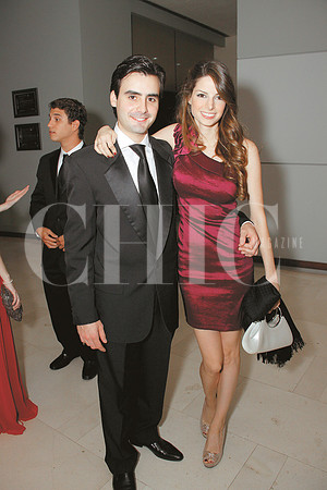 Antonio Menchaca y Giancarla Serna