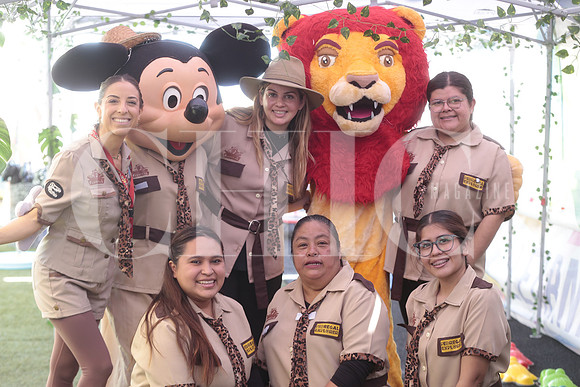 Lore Elizondo, Cristy PErez, Rosario Coronado, Nancy Garcia, Ana Maria Flores y Lizbeth Olvera4