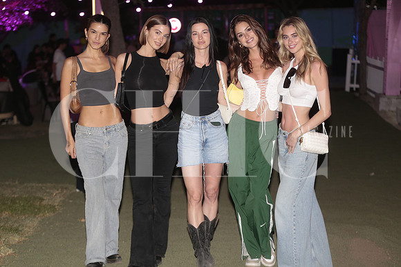 Alo Wix, Carmela Rose, Julia Hamilton, Jannie Walet y Gigi Paris 6