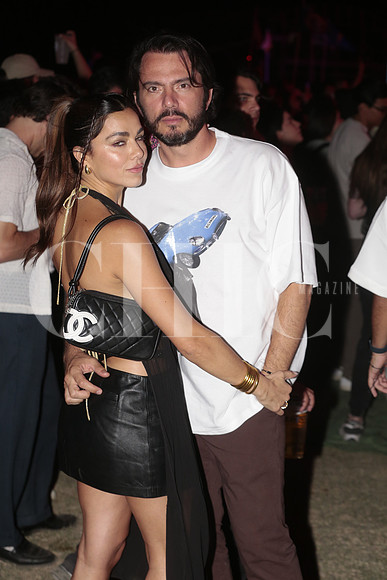Connie Davalos y Miguel Tame 23