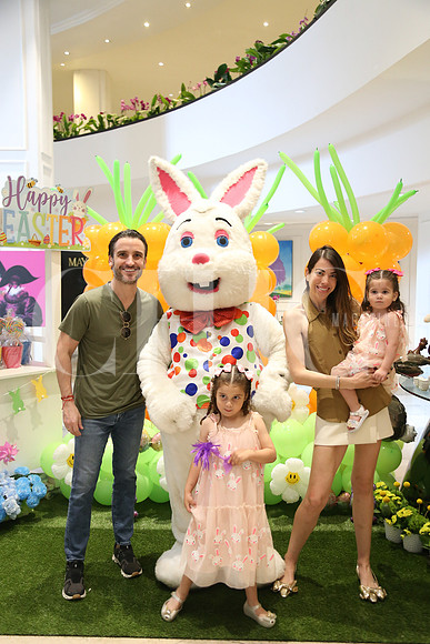 Carlos Berard, Anika Berarde, Erika Arcaute y Charlotte Berard 1