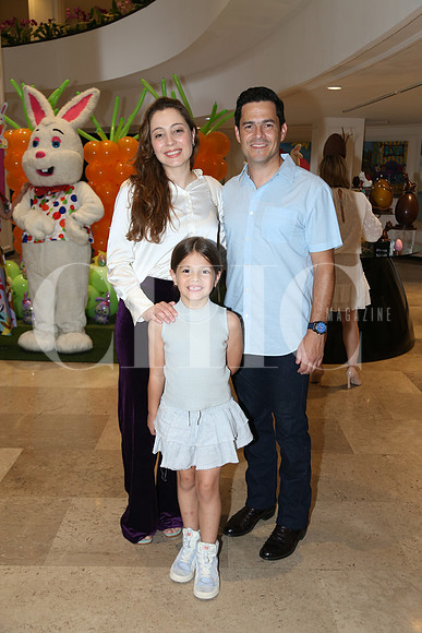Caty Fernández, Eugenio Leal y Camila Leal 1