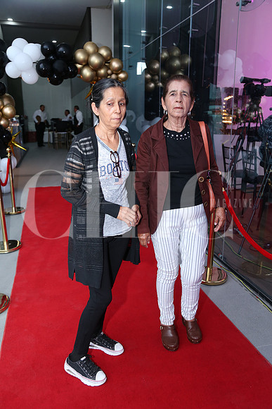 Rosenda Castro y María Elena Favela