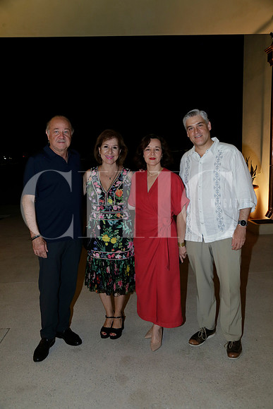 Javier Navarro, Ofelia Treviño de Navarro, Yolanda Falcón e Ivan Rivas (3)